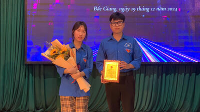 Chi Đoàn 11A1 và 11A5 trường THPT Yên Dũng số 3 đạt thành tích nổi bật trong các cuộc thi cấp tỉnh